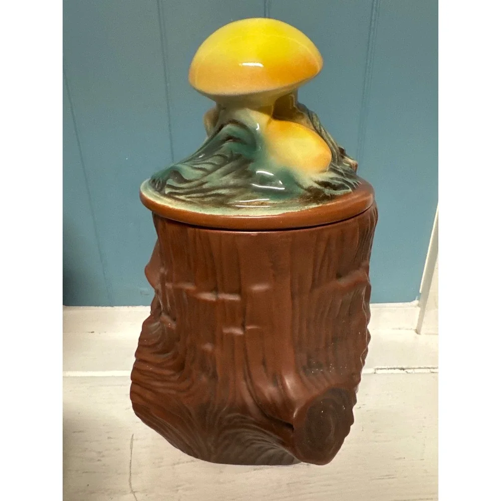 Vintage McCoy Ceramic Mushroom Tree Stump Cookie Jar USA Made MCM
